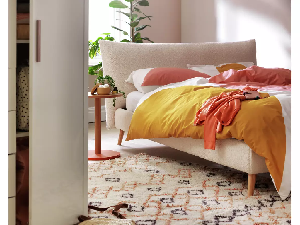 Habitat Marshmallow Boucle Kingsize Bed + 2000 Pocket Mattress - Cream