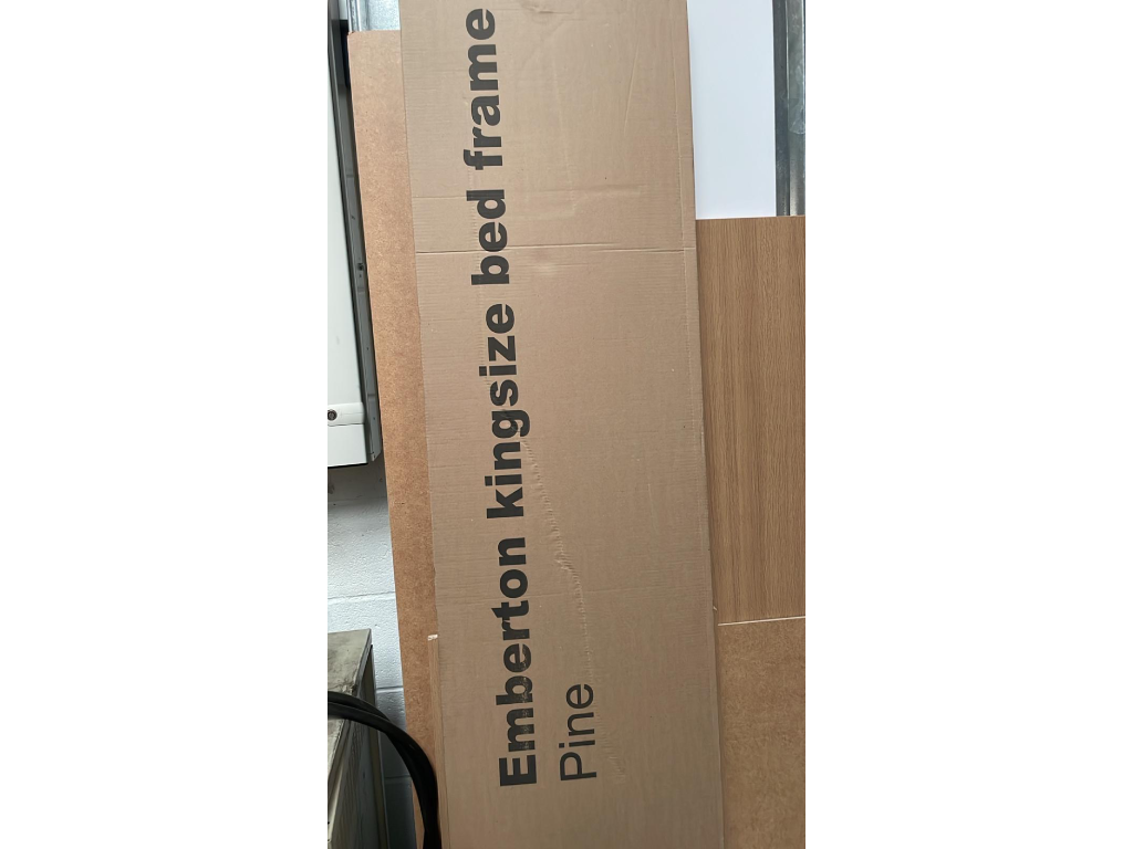 Emberton Kingsize Wooden Bed Frame - Pine - (B-Grade)