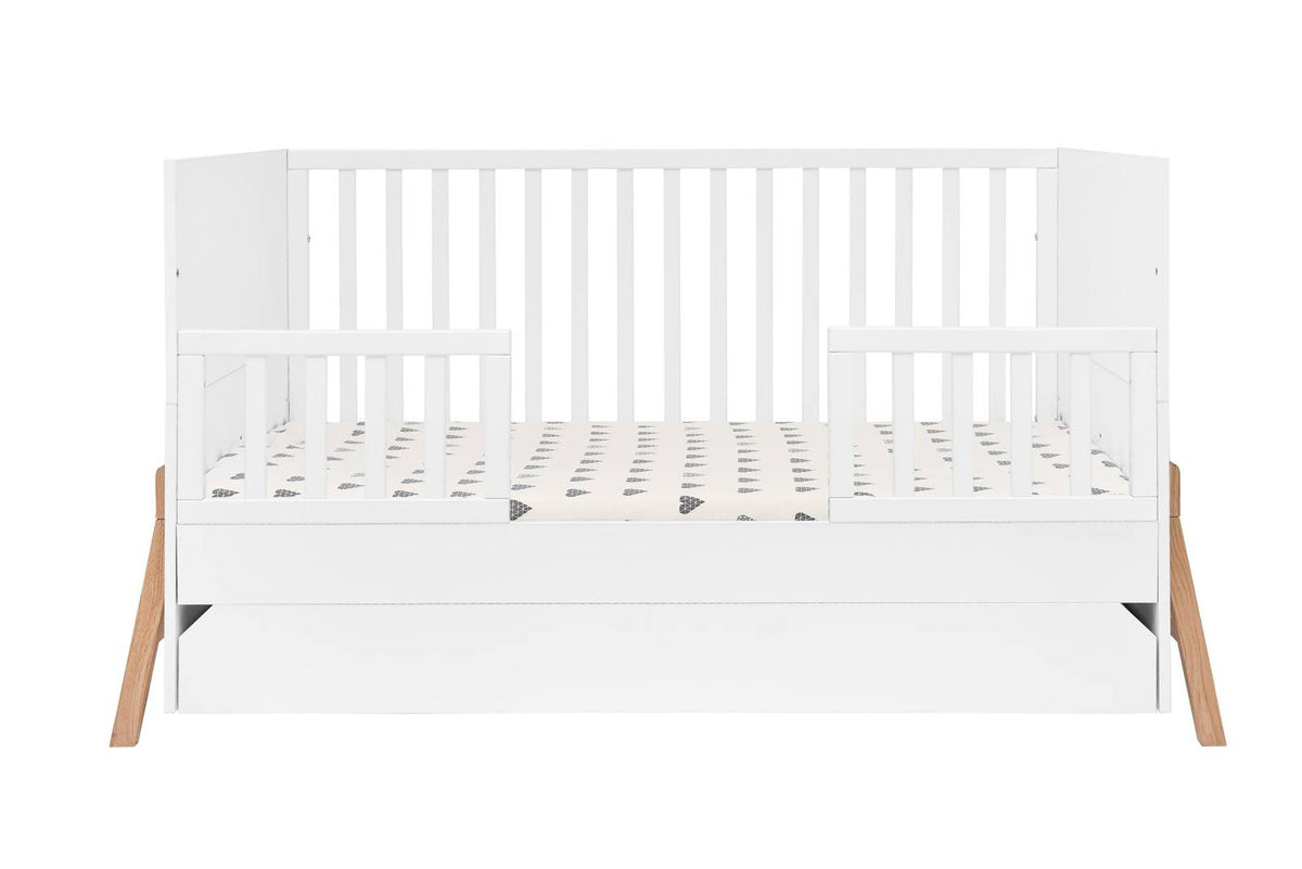 Lotta Snow Cot/Toddler Bed